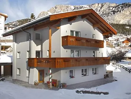 Couette-café Seceda 3*